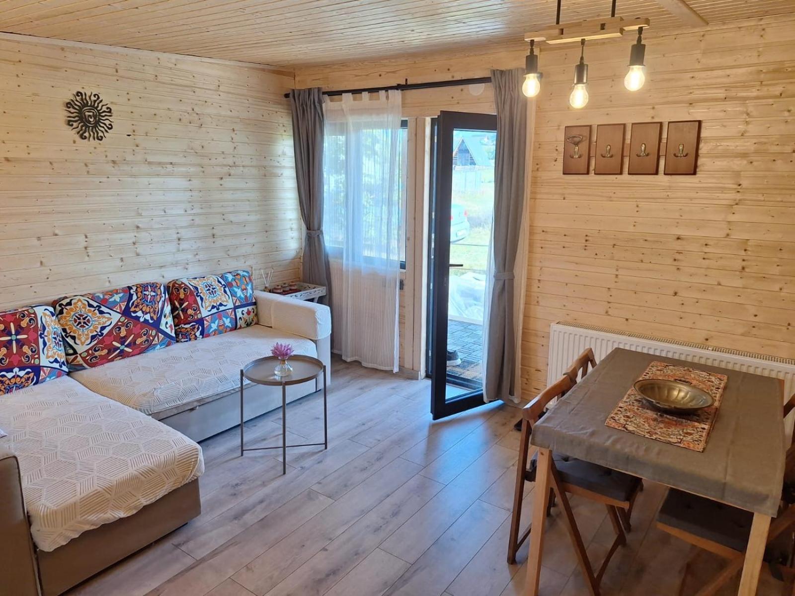 Bran White Clouds House And Chalet Exterior foto